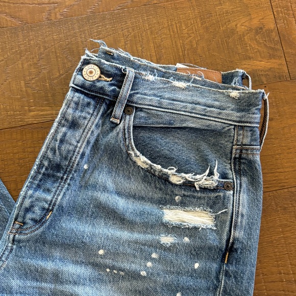 american eagle distressed 90s jeans - Picture 3 of 9
